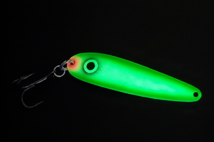 Green GunnShip glowing spoon - 2% zoom
