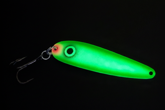 Green GunnShip glowing spoon - 2% zoom