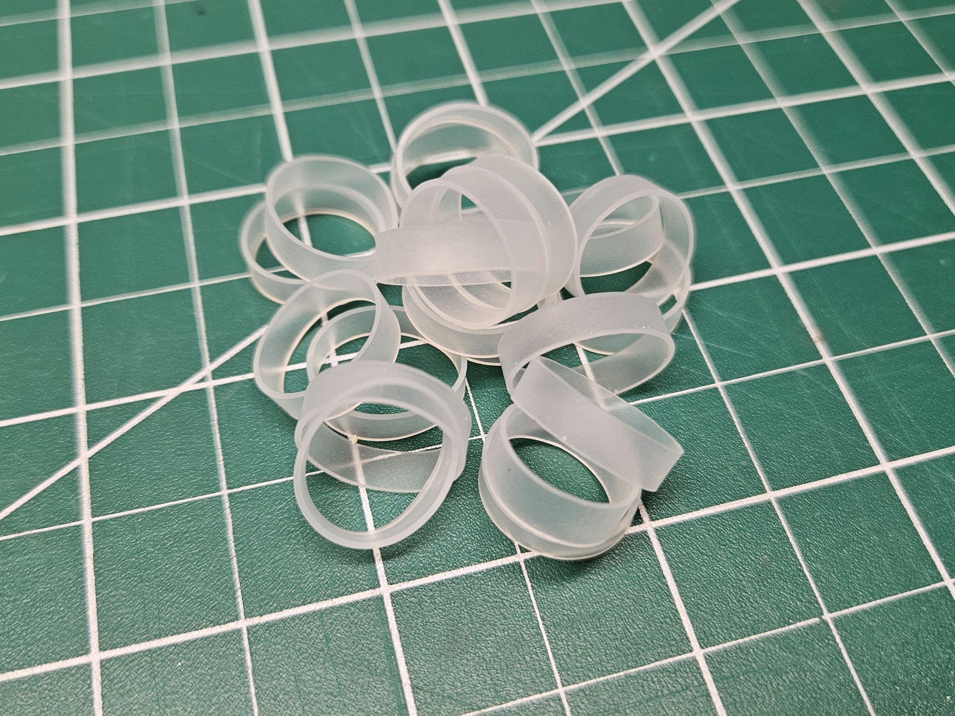 Silicone Bands for Salmon Trolling Fly Heads - Fisher Tackle Company